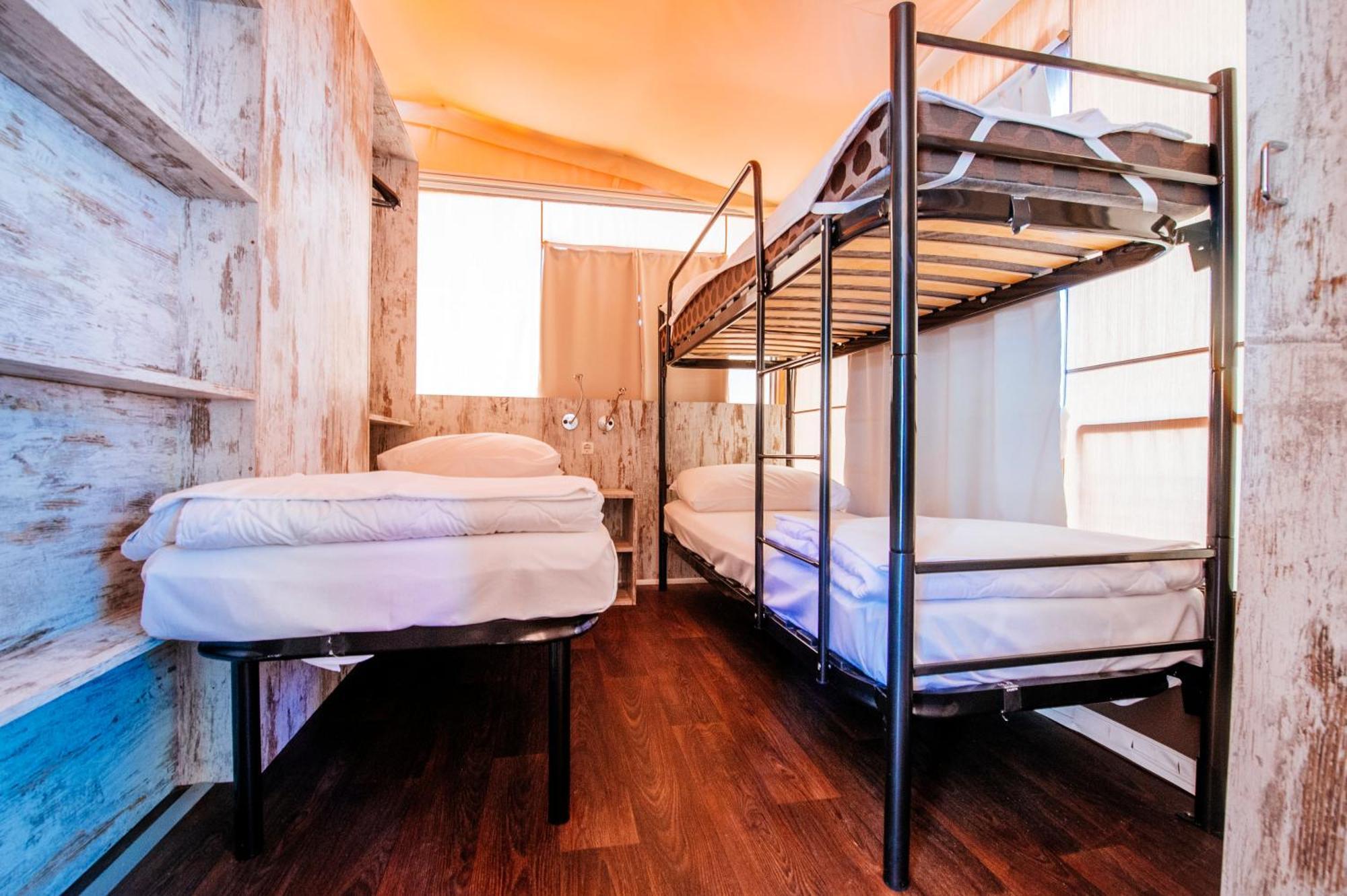 Zaton Holiday Resort Glamping Tents Нин Стая снимка