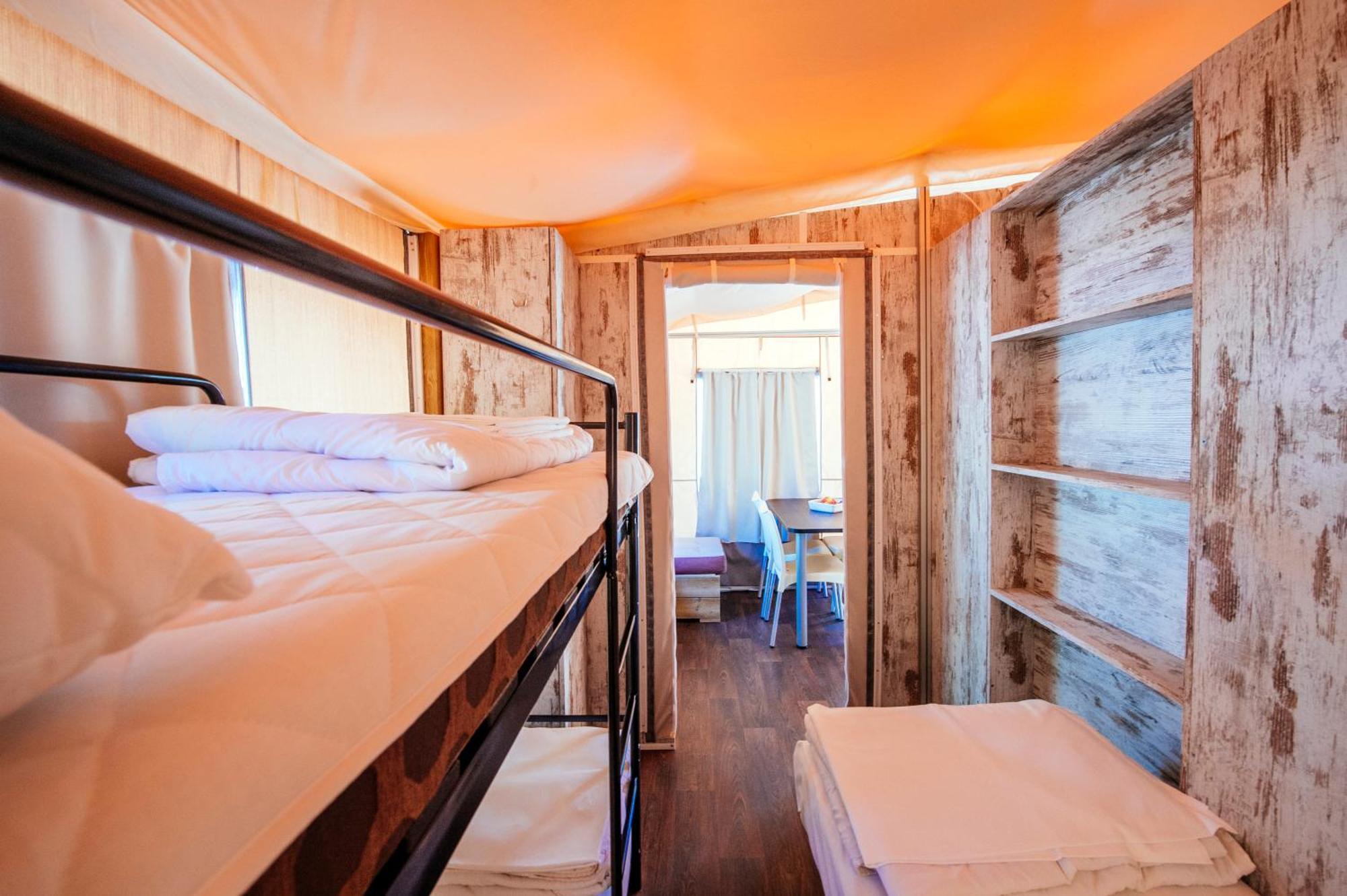Zaton Holiday Resort Glamping Tents Нин Стая снимка